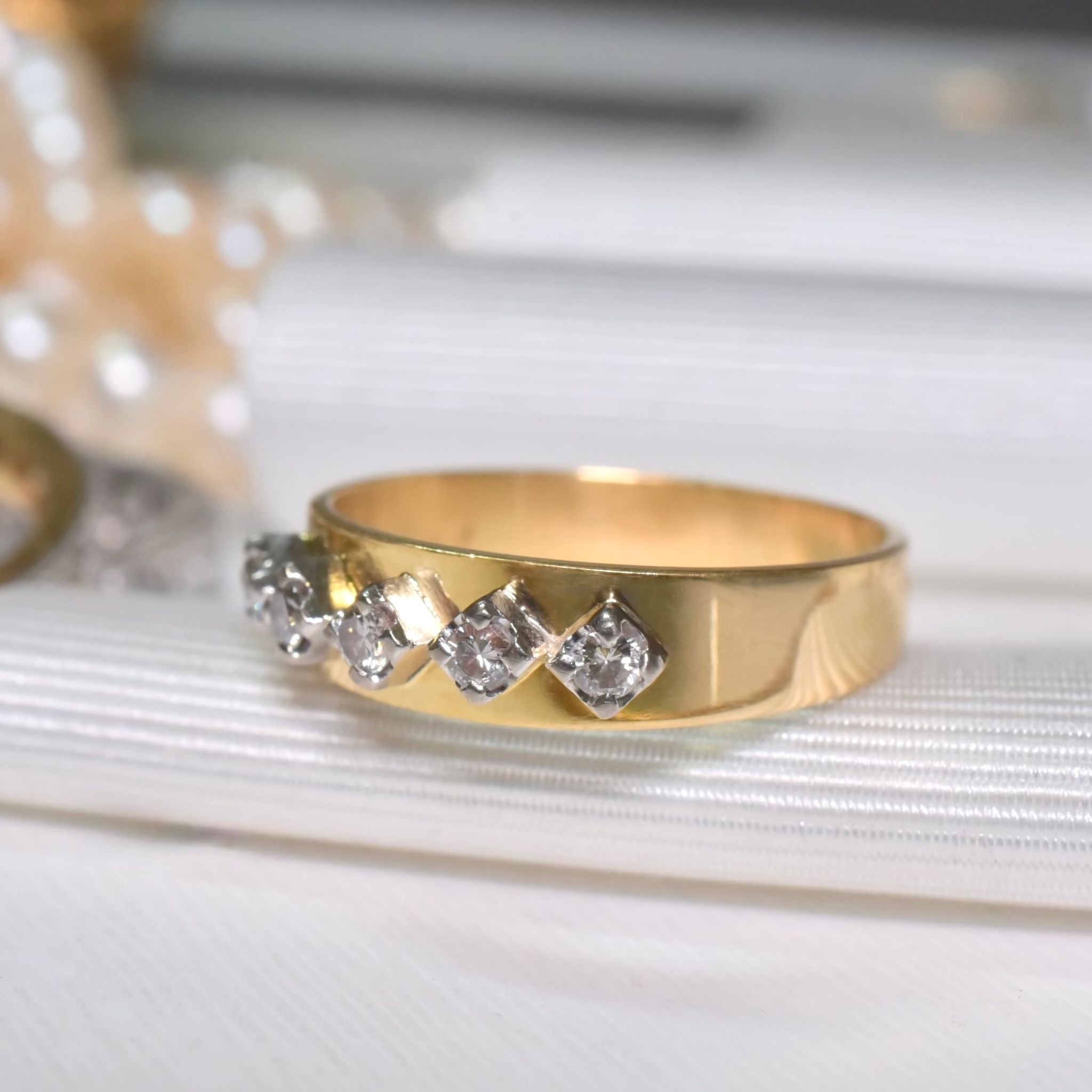 Vintage 18ct Yellow Gold Five Diamond Ring Circa 1950’s