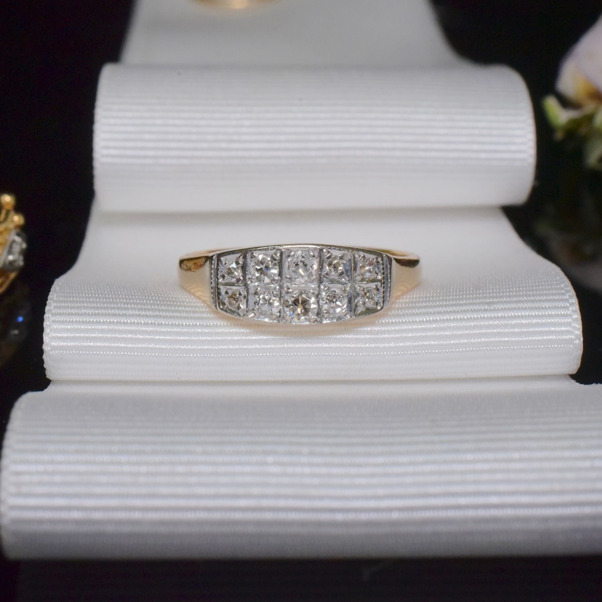Vintage 18ct Yellow Gold And Diamond Ring - Birmingham 1977