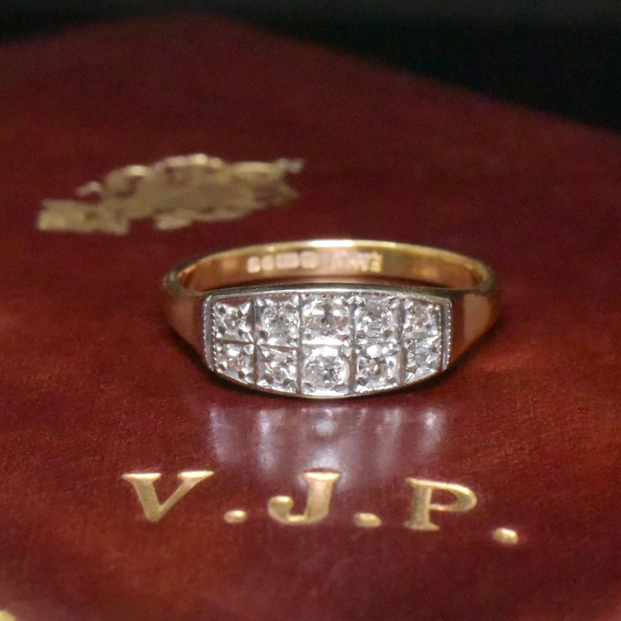 Vintage 18ct Yellow Gold And Diamond Ring - Birmingham 1977