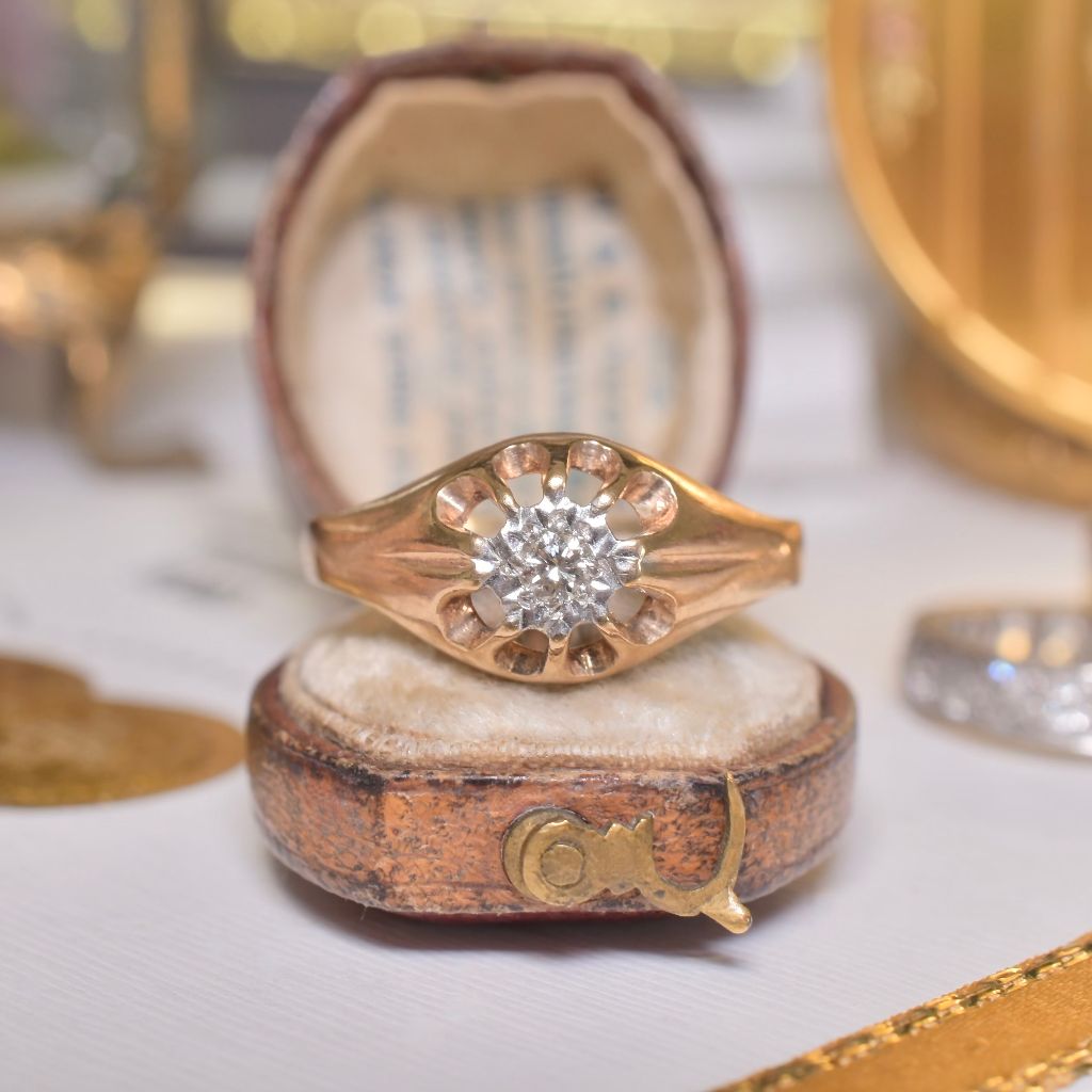 Vintage 9ct Yellow Gold And Diamond Ring