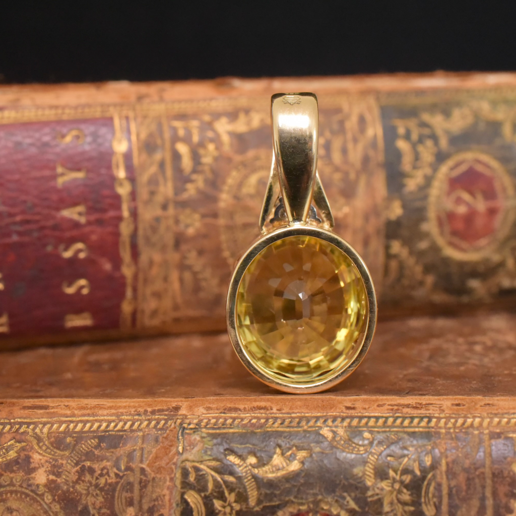 Modern 18ct Yellow Gold Lemon Quartz And Diamond Pendant