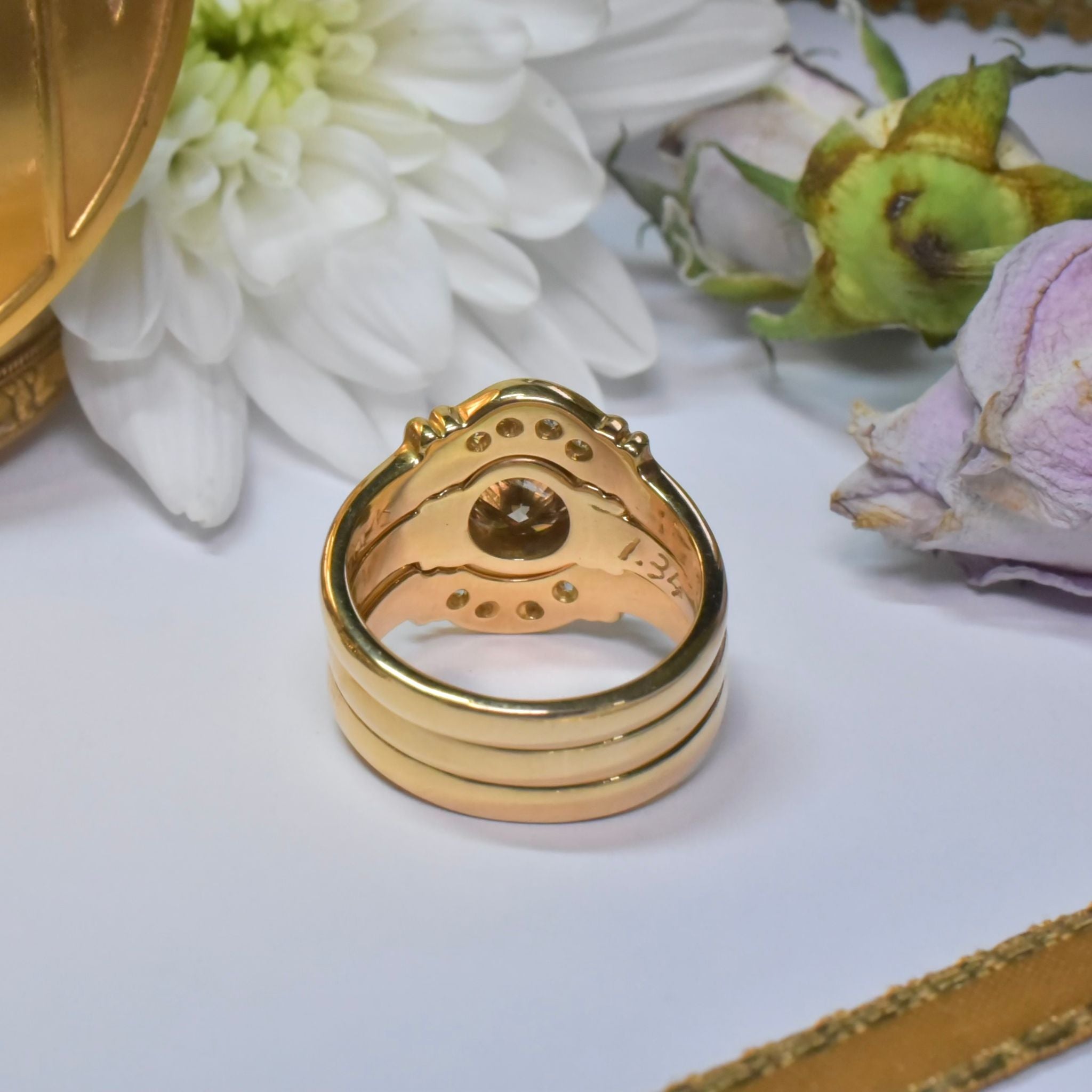 Contemporary 18ct Yellow Gold 1.34ct Champagne Diamond With 2 X 18ct Diamond Bands Valuation of $24,300 AUD