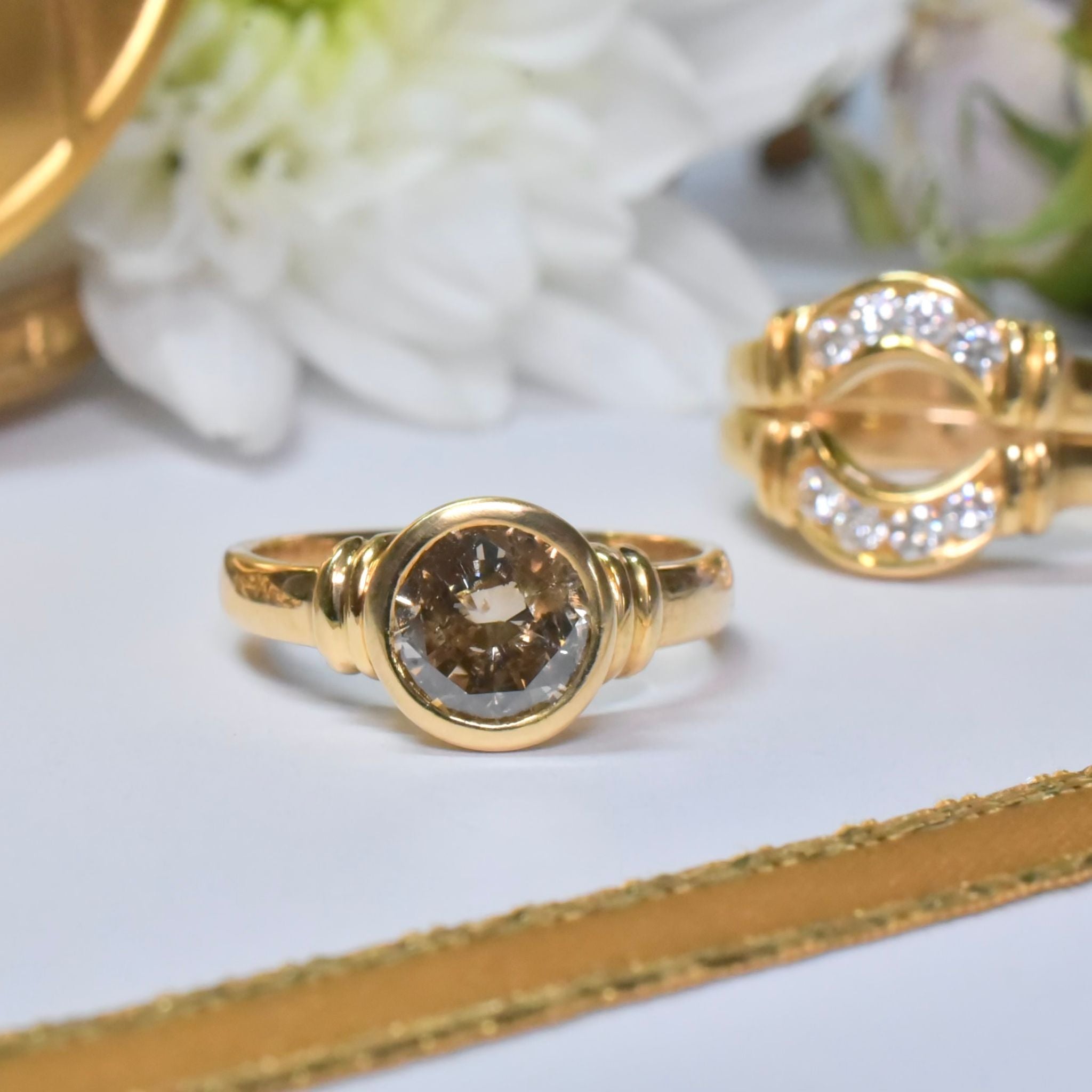 Contemporary 18ct Yellow Gold 1.34ct Champagne Diamond With 2 X 18ct Diamond Bands Valuation of $24,300 AUD
