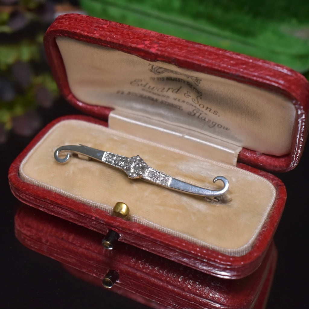 Vintage Estate 18ct White Gold And Diamond Brooch - Circa 1940-50’s
