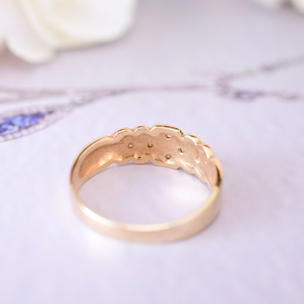 Contemporary 9ct Yellow And Diamond Ring - 1995