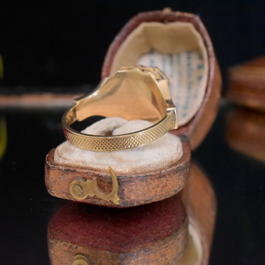 Antique Early Victorian 9ct Yellow Gold Shield-Shaped Sardonyx Locket Ring - Birmingham 1857