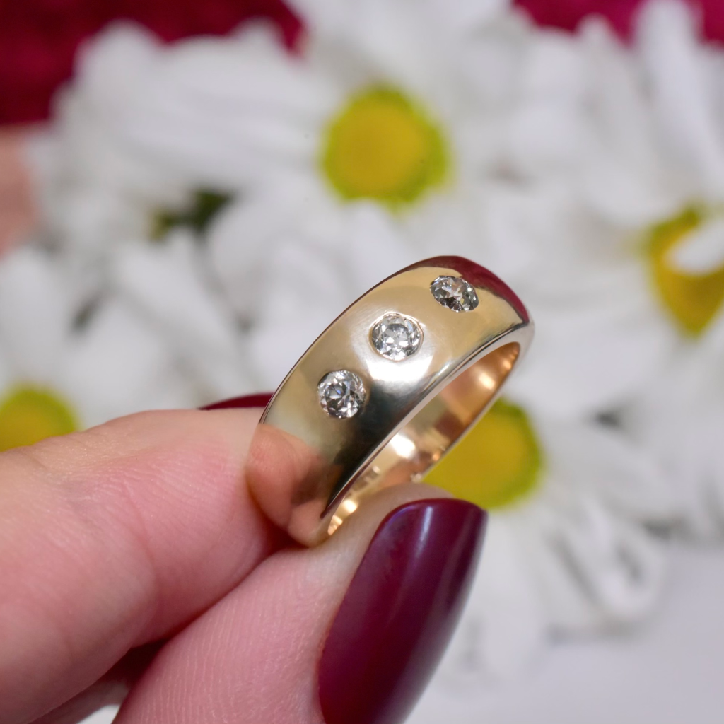 Estate 9ct Yellow Gold & Diamond Ring - Sheffield 1994