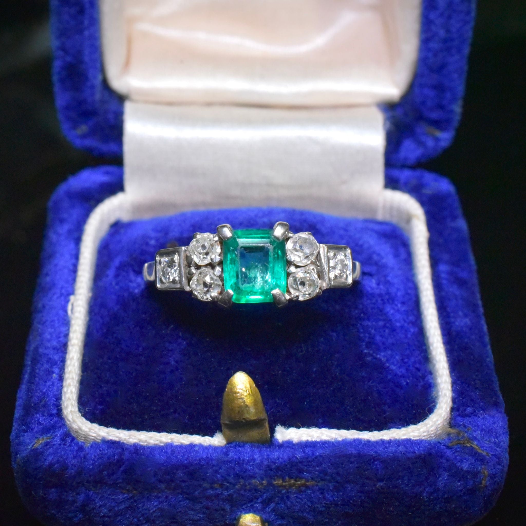 Antique Australian Platinum / 18ct White Gold Emerald And Diamond Ring Circa 1920’s-30’s
