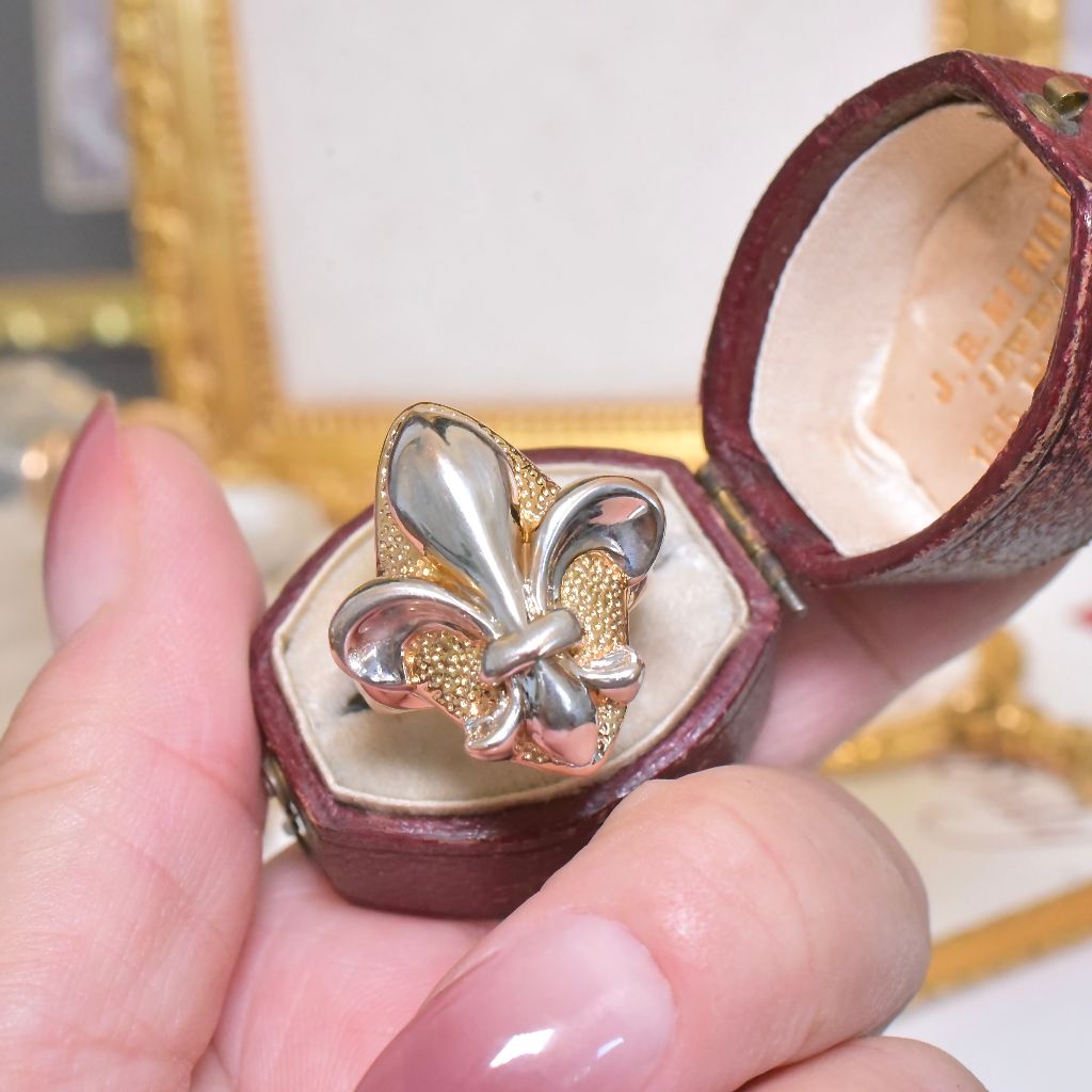 Vintage Italian 14ct Rose Gold ‘Fleur-Die-Lis’ Ring