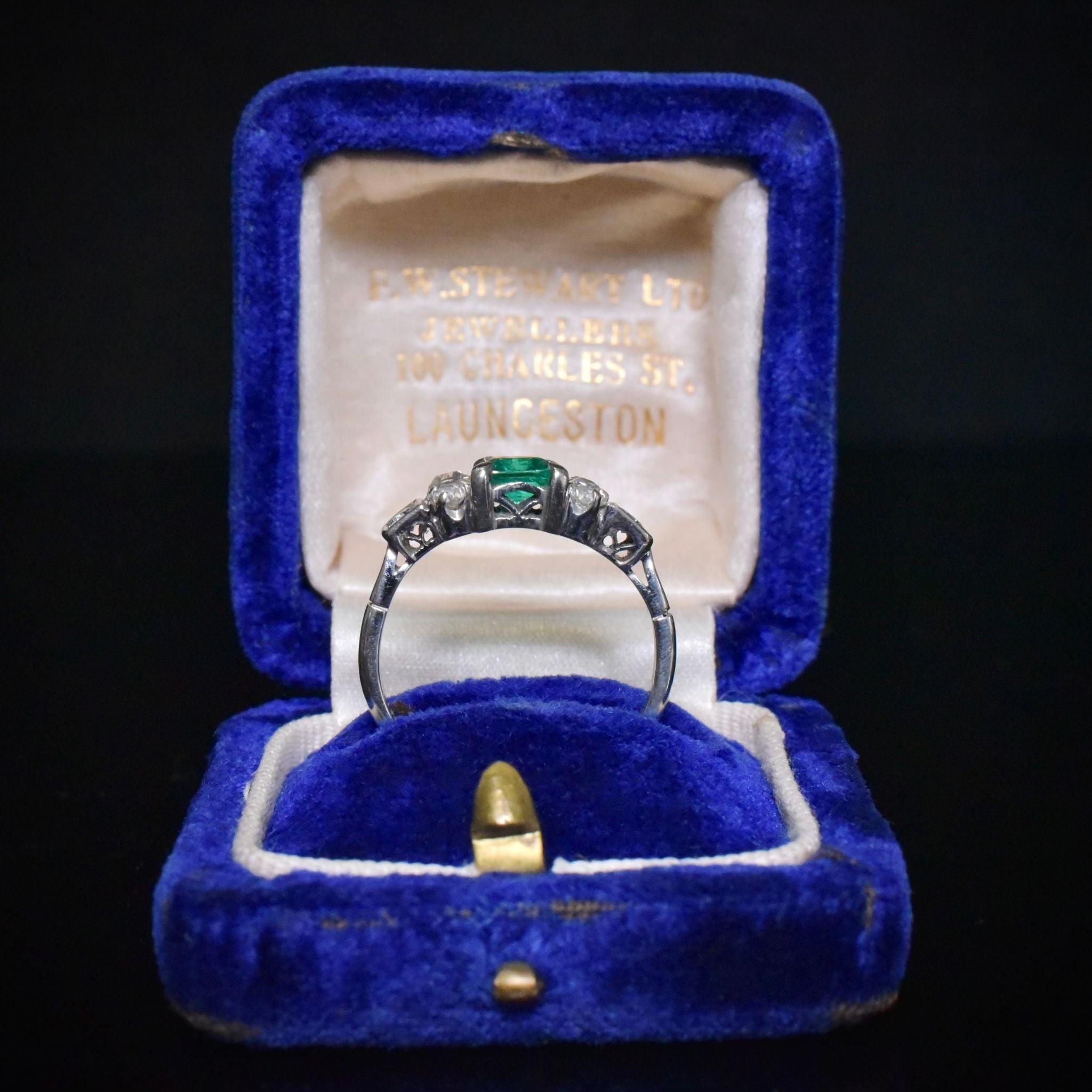 Antique Australian Platinum / 18ct White Gold Emerald And Diamond Ring Circa 1920’s-30’s