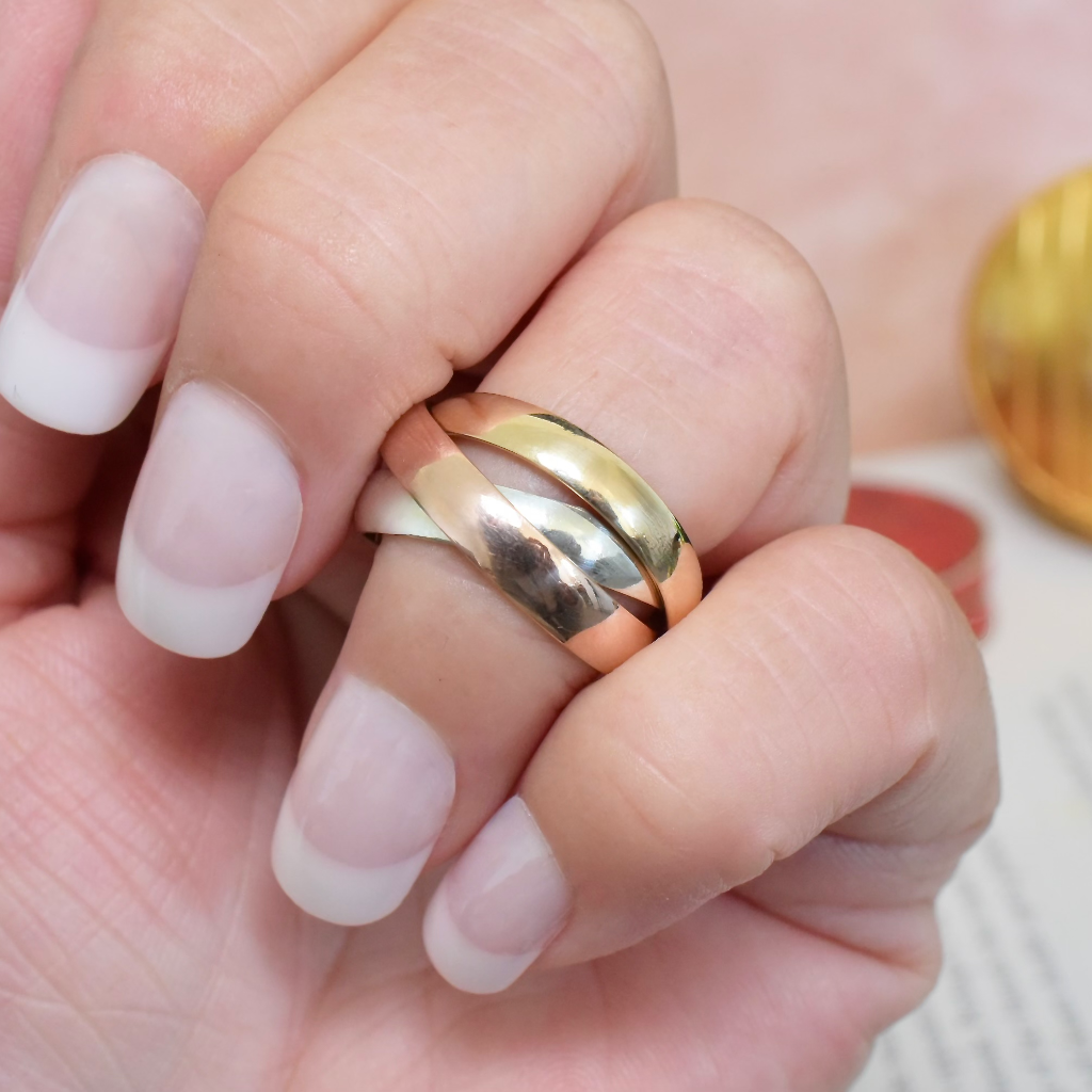 Modern 9ct Tri-Colour Russian Wedding Or Trinity Rolling Ring
