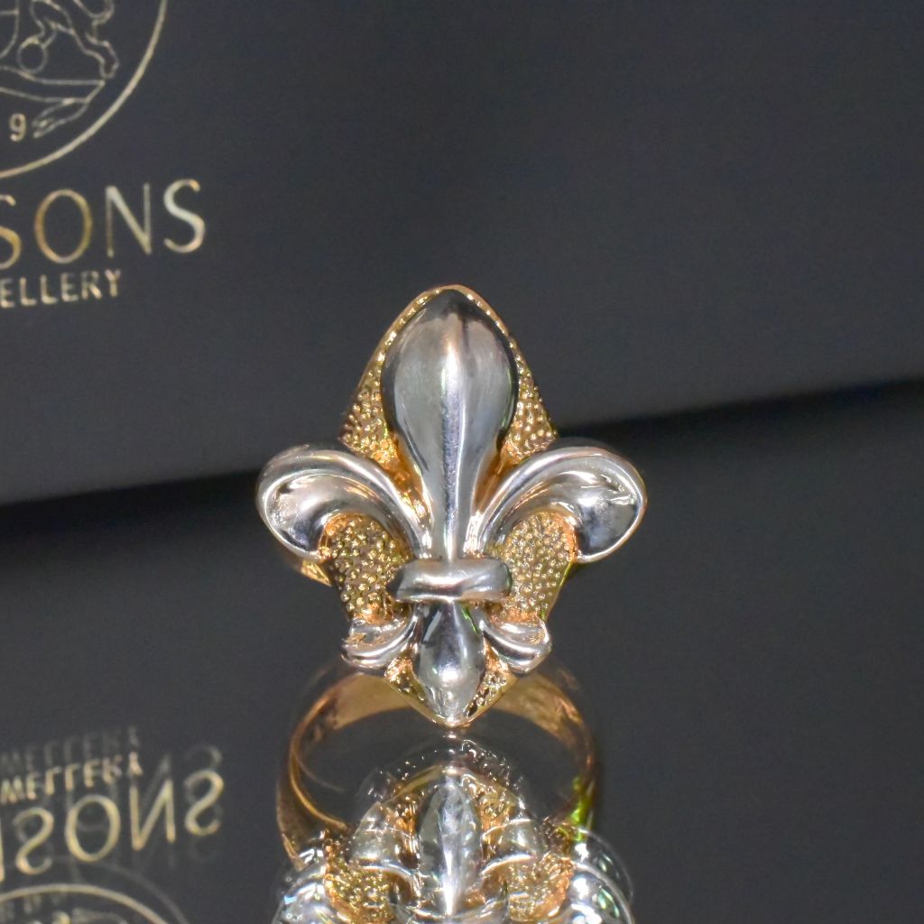 Vintage Italian 14ct Rose Gold ‘Fleur-Die-Lis’ Ring