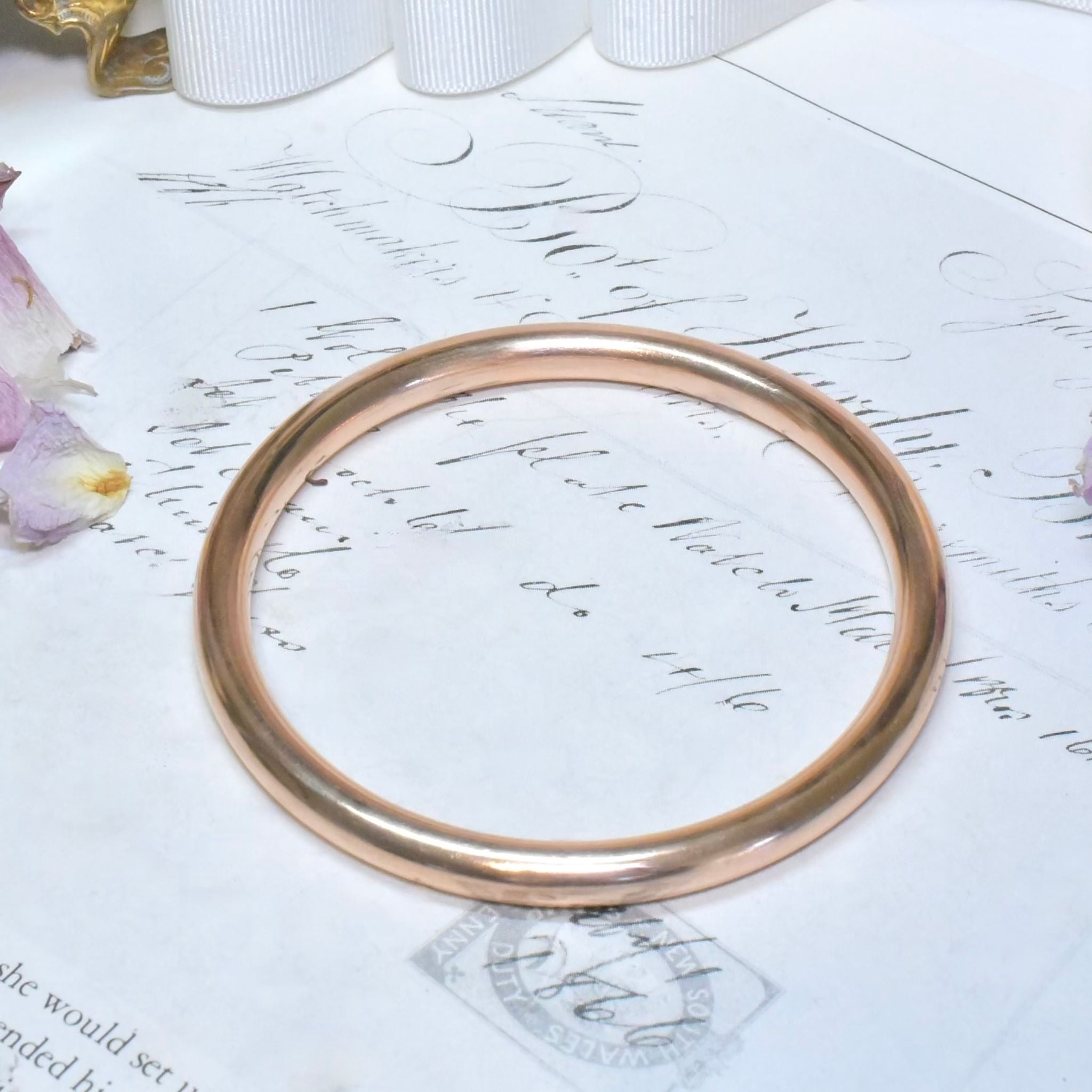 Contemporary 9ct Rose Gold ‘Golf’ / ‘Nellie Stewart’ Bangle