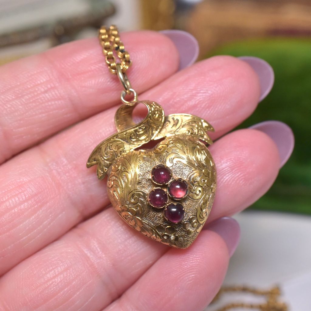 Victorian 15ct Gold Heart Shaped Locket Pendant With Cabochon-Cut Garnets Circa 1860-80