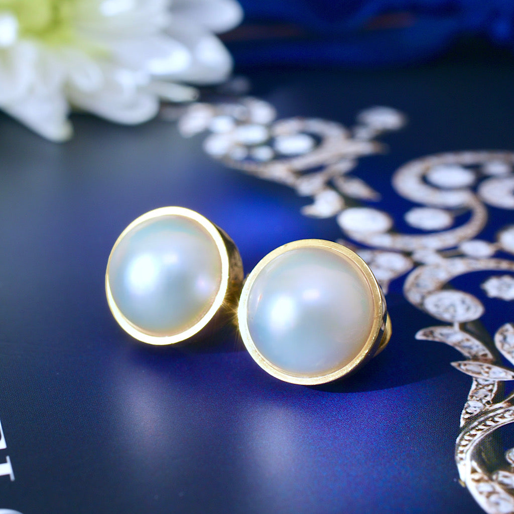 Tiffany & Co. Mabe Pearl Earrings 18k Yellow Gold