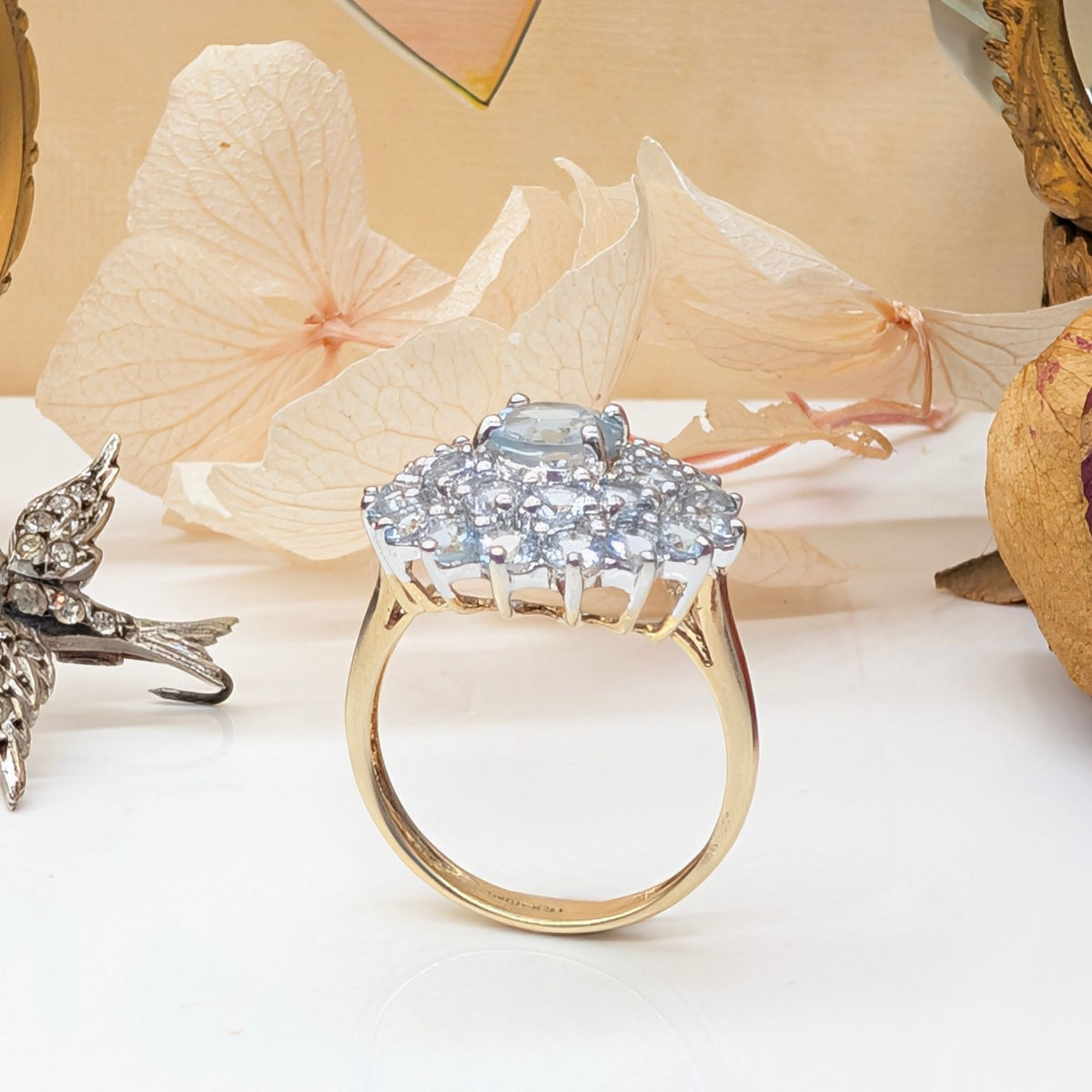 Contemporary 9ct Yellow Gold Goshenite Daisy Cluster Ring — Birmingham 2004