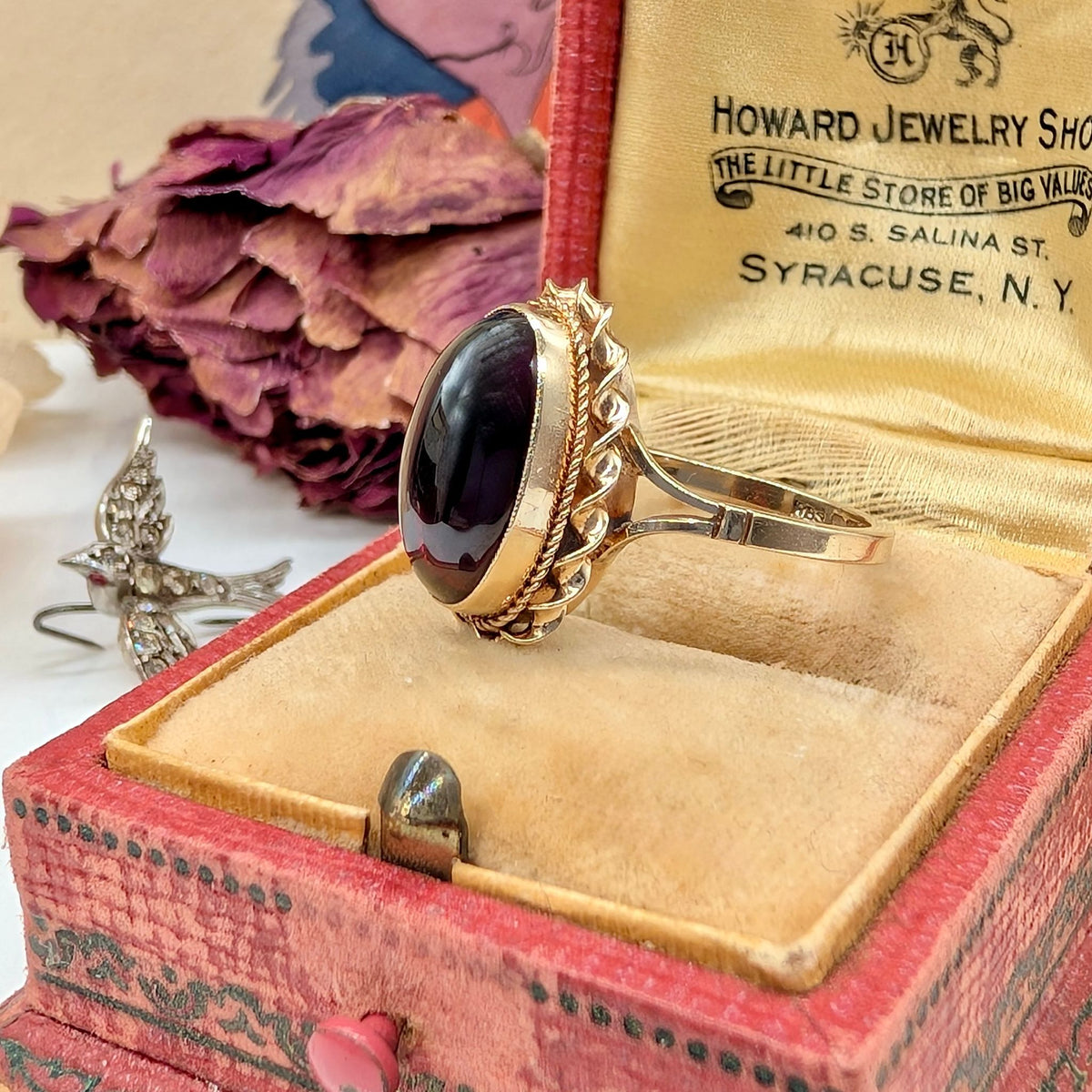 Gorgeous Vintage 9ct Yellow Gold Cabochon Almandine Garnet Ring -Birmingham 1978
