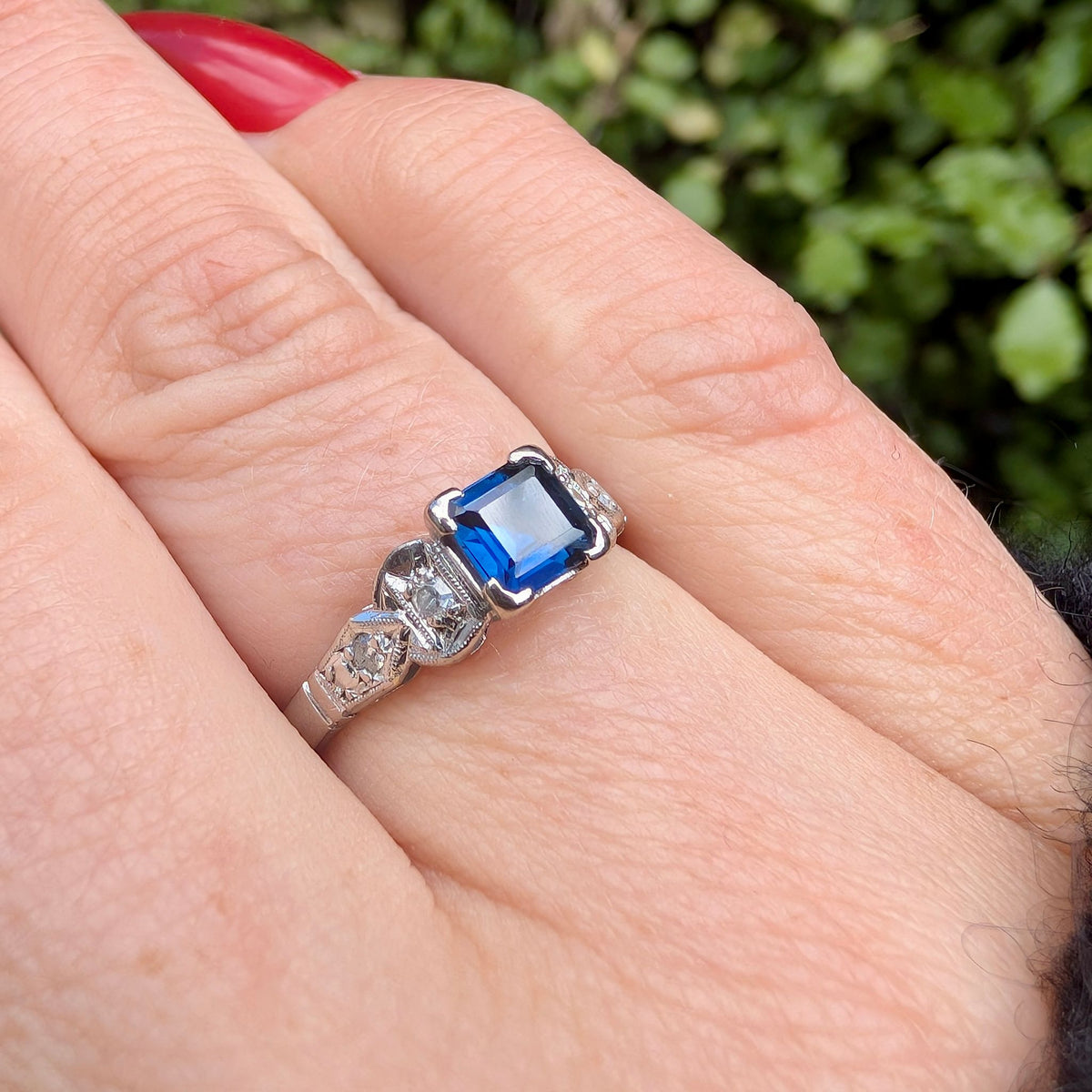 Vintage Australian 18ct White Gold Natural Sapphire 0.47ct And Diamond Ring