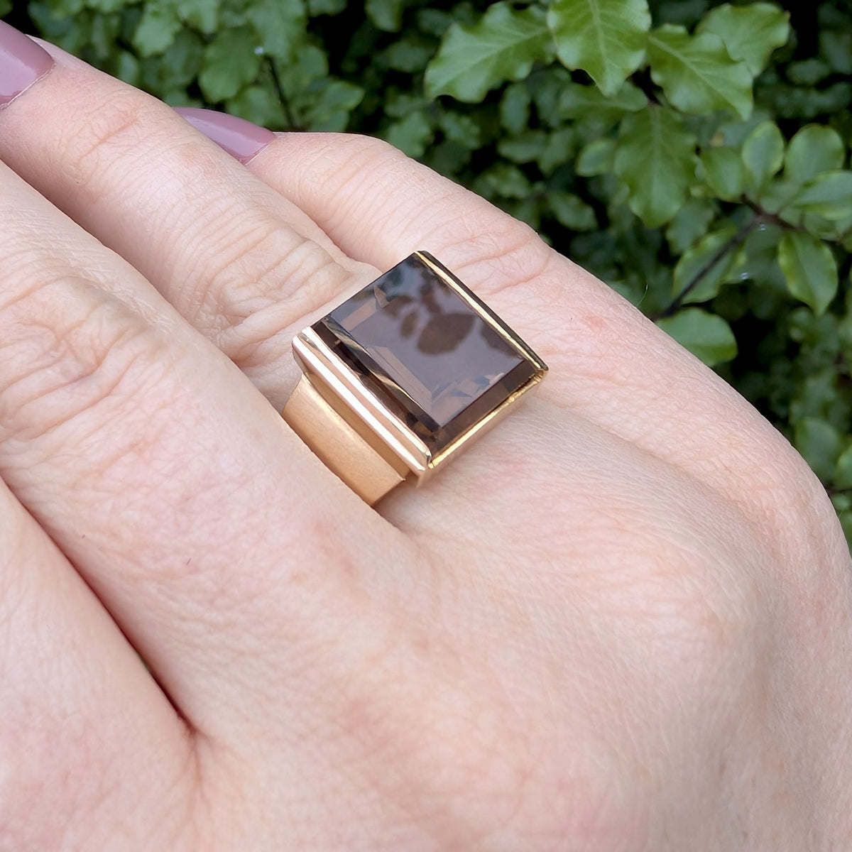 Fabulous Vintage Retro Style 9ct Yellow Gold Square-cut Smokey Quartz Ring