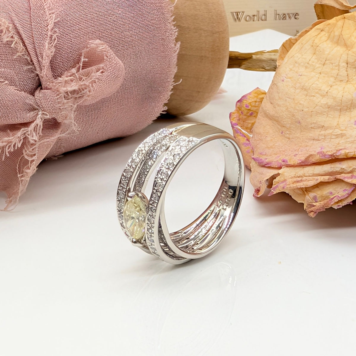 Stunning Modern Solid Platinum ‘Fancy Yellow' Diamond - (0.52ct) & White Diamond (0.57ct) Ring TDW 1.09ct Included In Purchase An Independent Valuation For $11,254 AUD