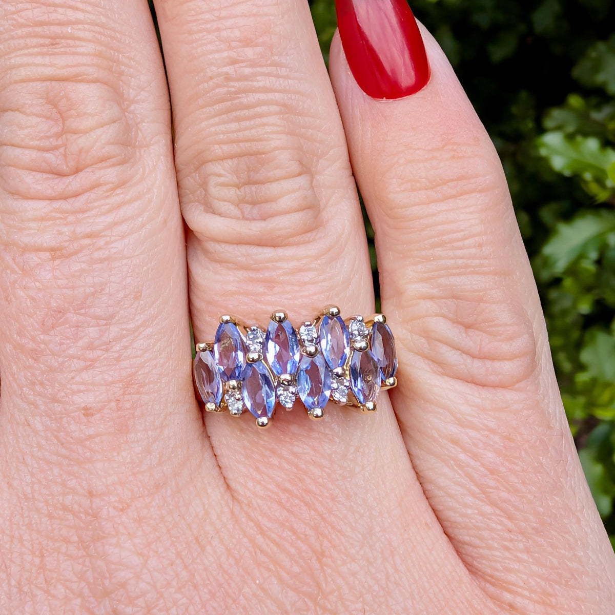 Gorgeous Contemporary 9ct Yellow Gold Tanzanite And Diamond Ring
