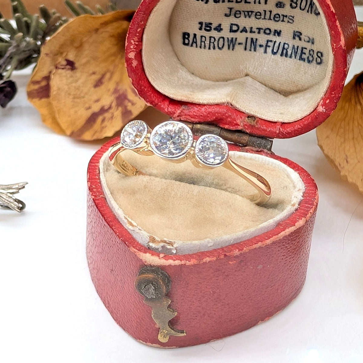Gorgeous Edwardian Era 18ct Yellow Gold Diamond Trilogy Ring - 0.47ct