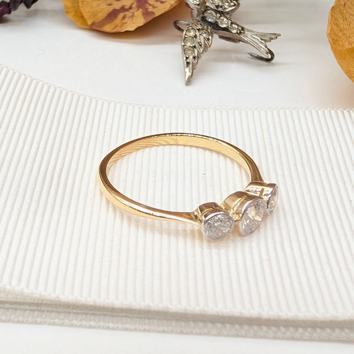 Gorgeous Edwardian Era 18ct Yellow Gold Diamond Trilogy Ring - 0.47ct