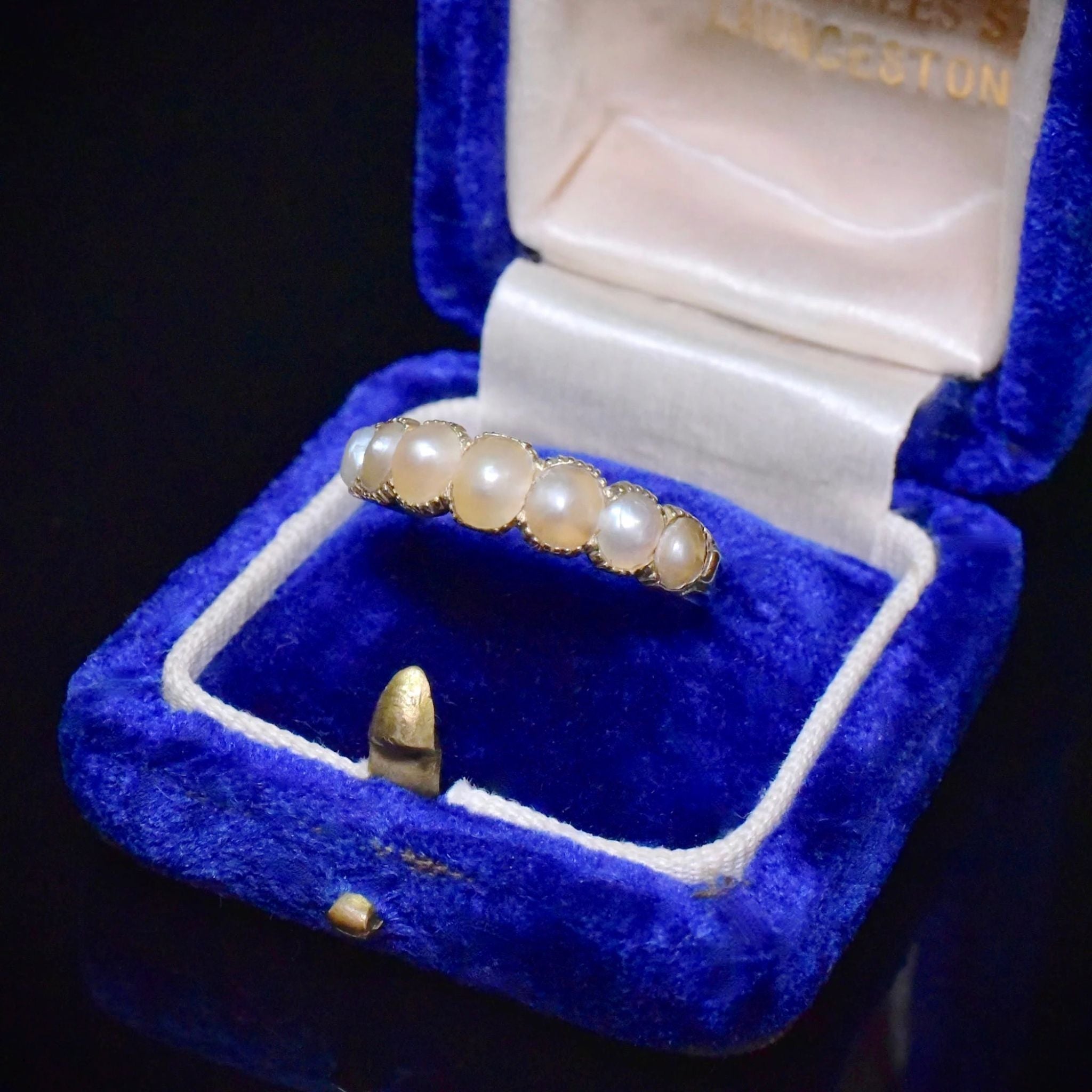 Antique Georgian 15ct Yellow Gold Half Hoop Natural Half Pearl Ring Circa 1815-25