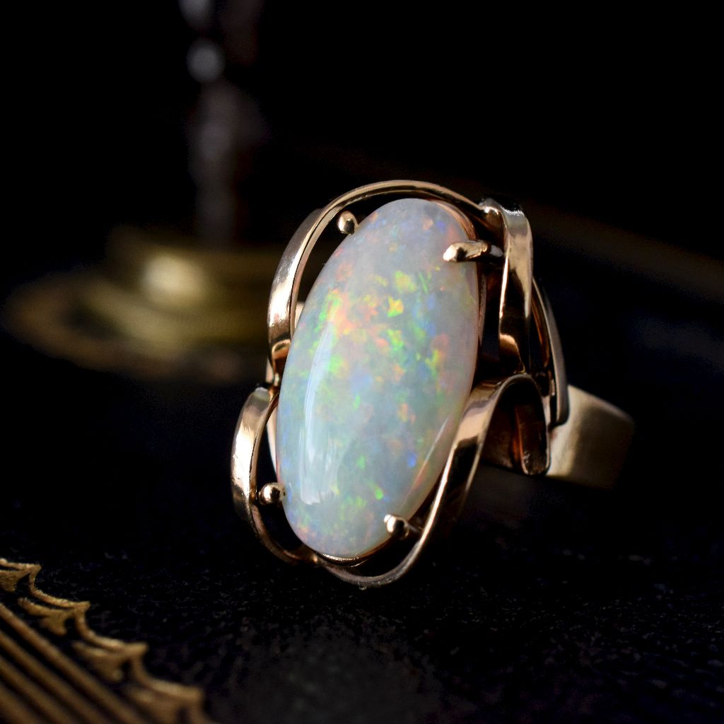 Vintage 9ct Yellow Gold Coober Pedy Solid White Opal