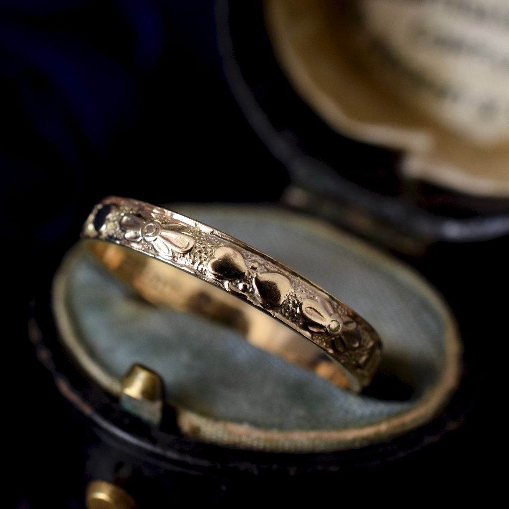 Vinage 10ct Yellow Gold Daisy / Hearts Band By ‘Lustre’ Australia Circa 1949