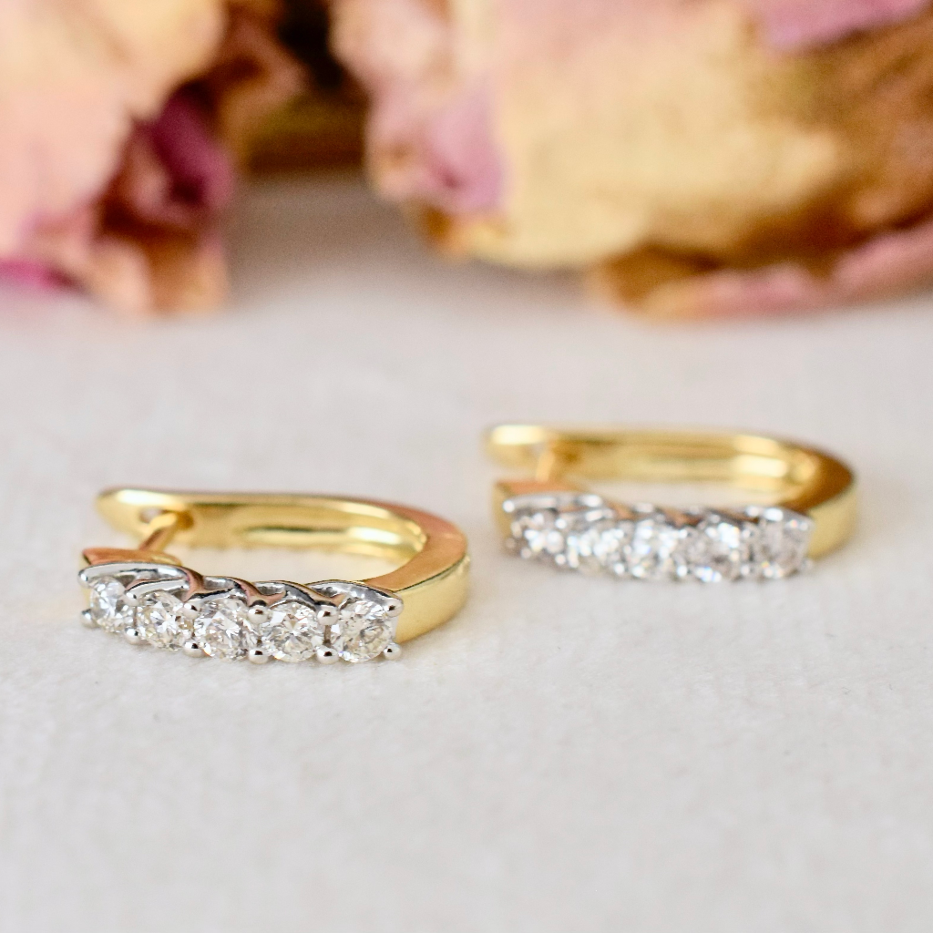 Modern 18ct Yellow Gold Diamond ‘Lever Back’ Earrings