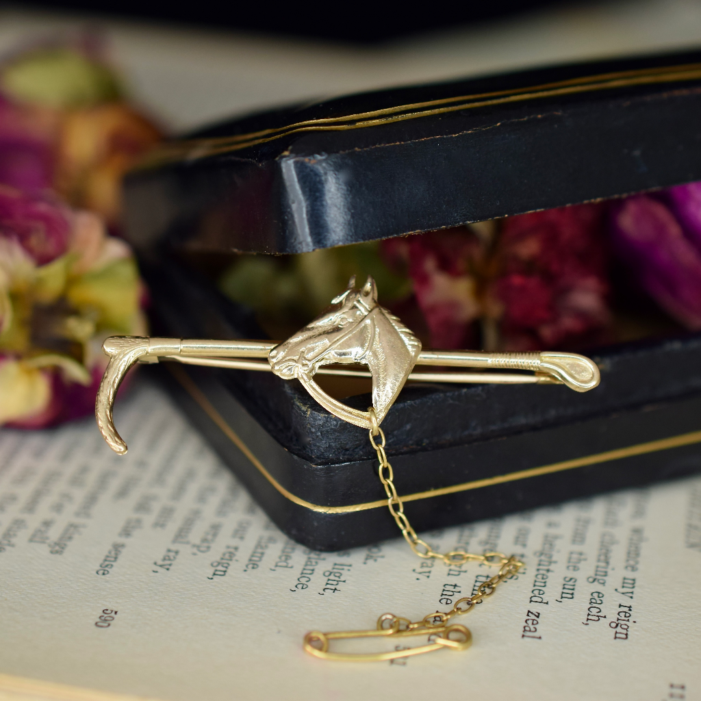 Vintage Australian 9ct Yellow Gold ‘Horse and Crop’ Bar Brooch By ‘Rodd’ Circa 1950