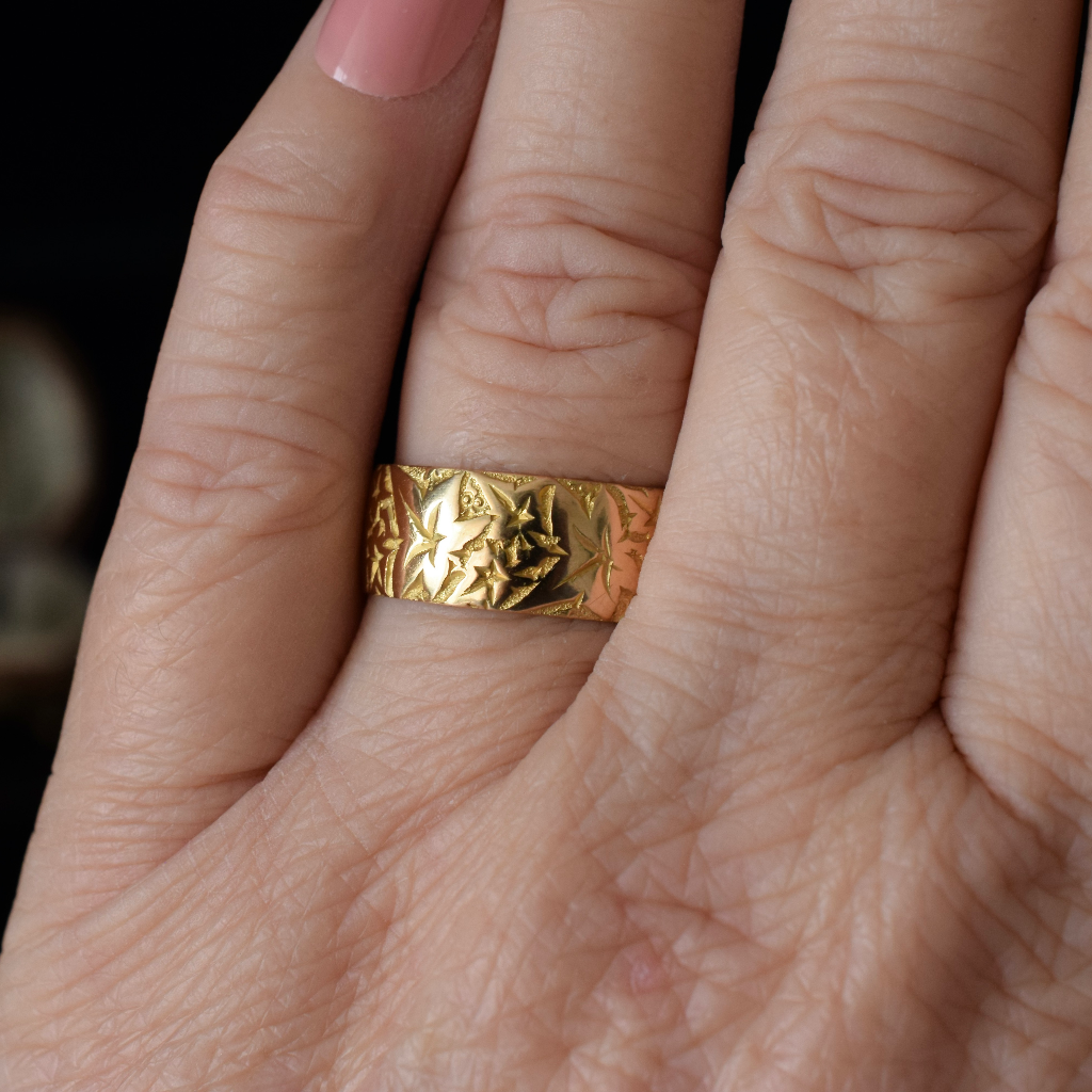 Antique Edwardian 18ct Yellow Gold Floral Wedding Band Chester 1908