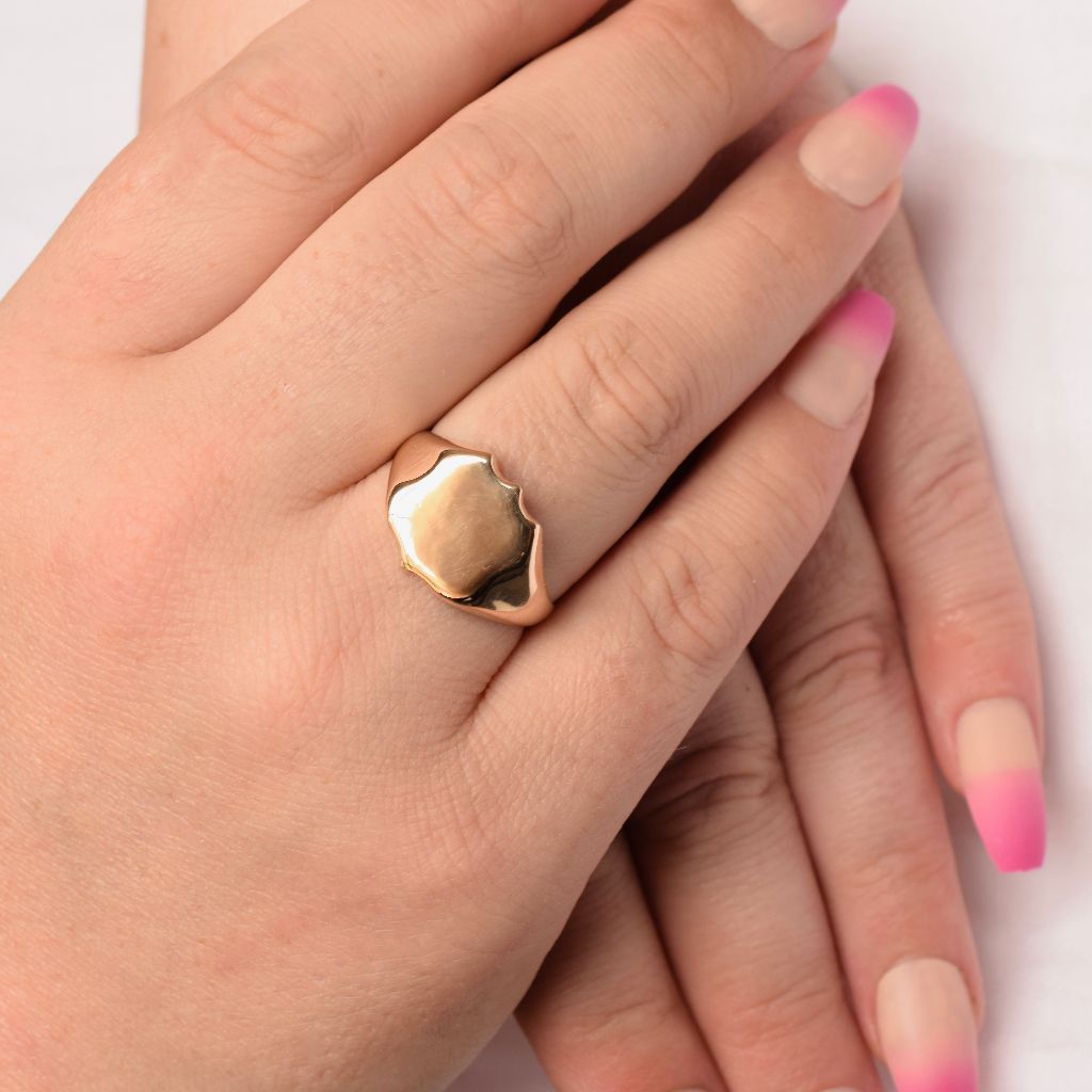 Antique Art Deco 9ct Yellow Gold Signet Ring London 1932