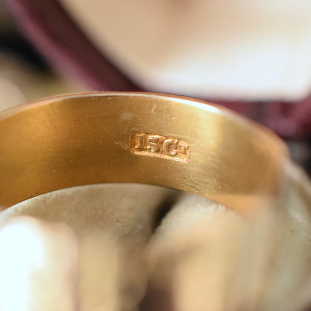 Antique Australian 15ct Yellow Gold Floral Patterned Ring Circa 1910