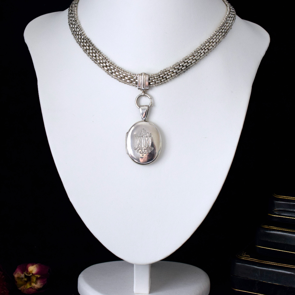 Antique Victorian Sterling Silver Locket And Bookchain Collar Circa 1890-1900