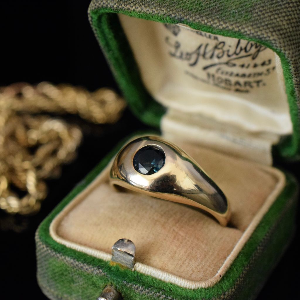 Modern 9ct Yellow Gold Green Sapphire Solitaire Ring