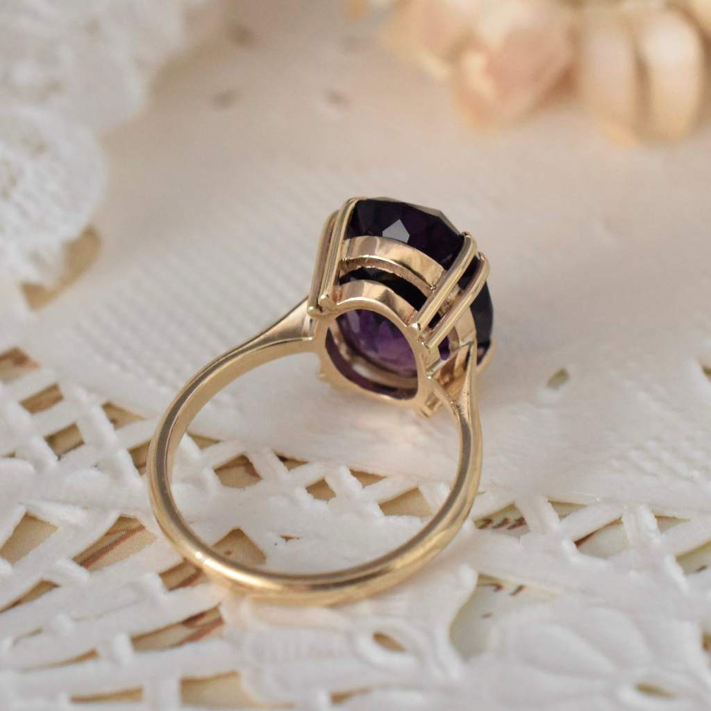 Vintage 9ct Yellow Gold Oval Amethyst Solitaire Ring
