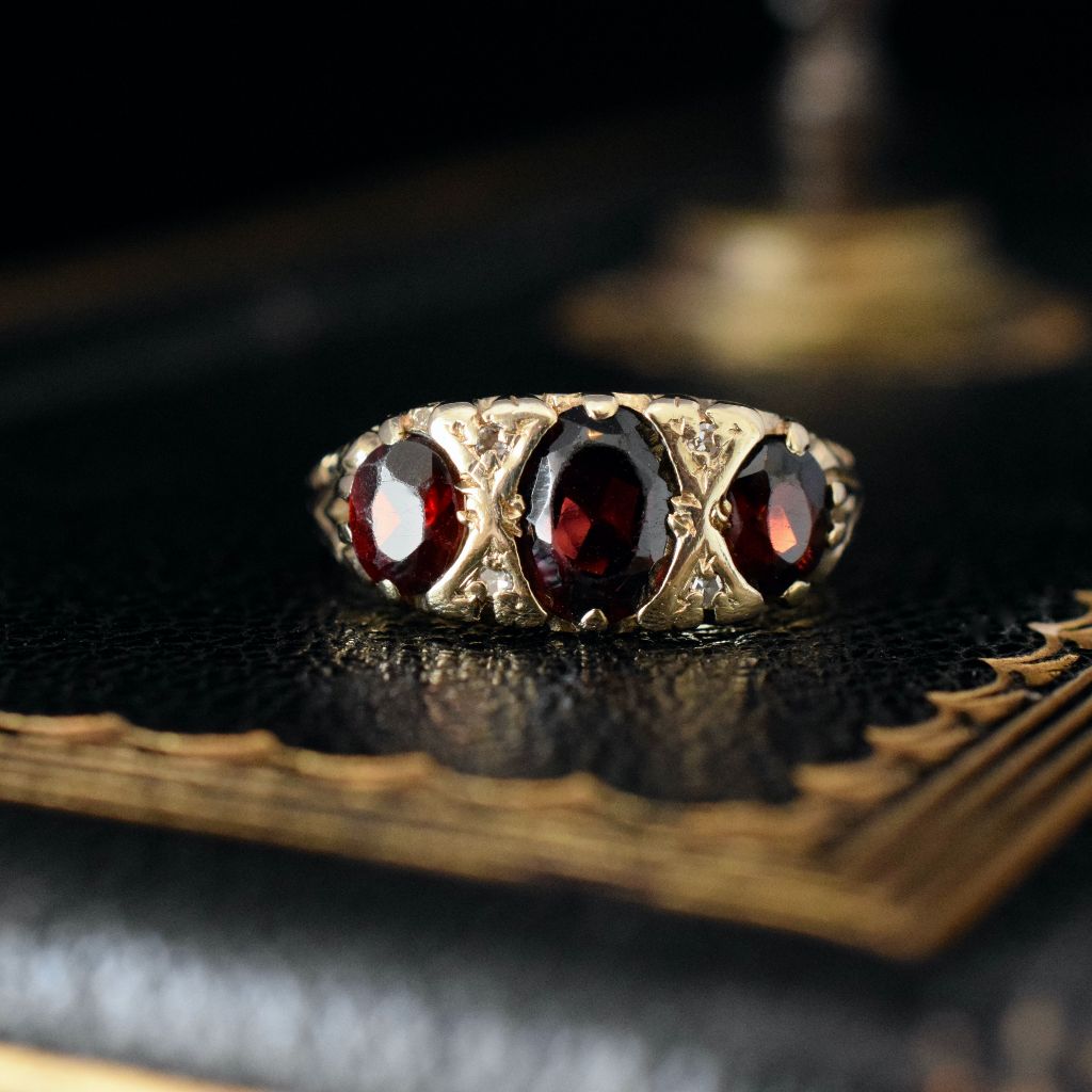 Vintage 9ct Yellow gold Garnet And Diamond Ring London 1973