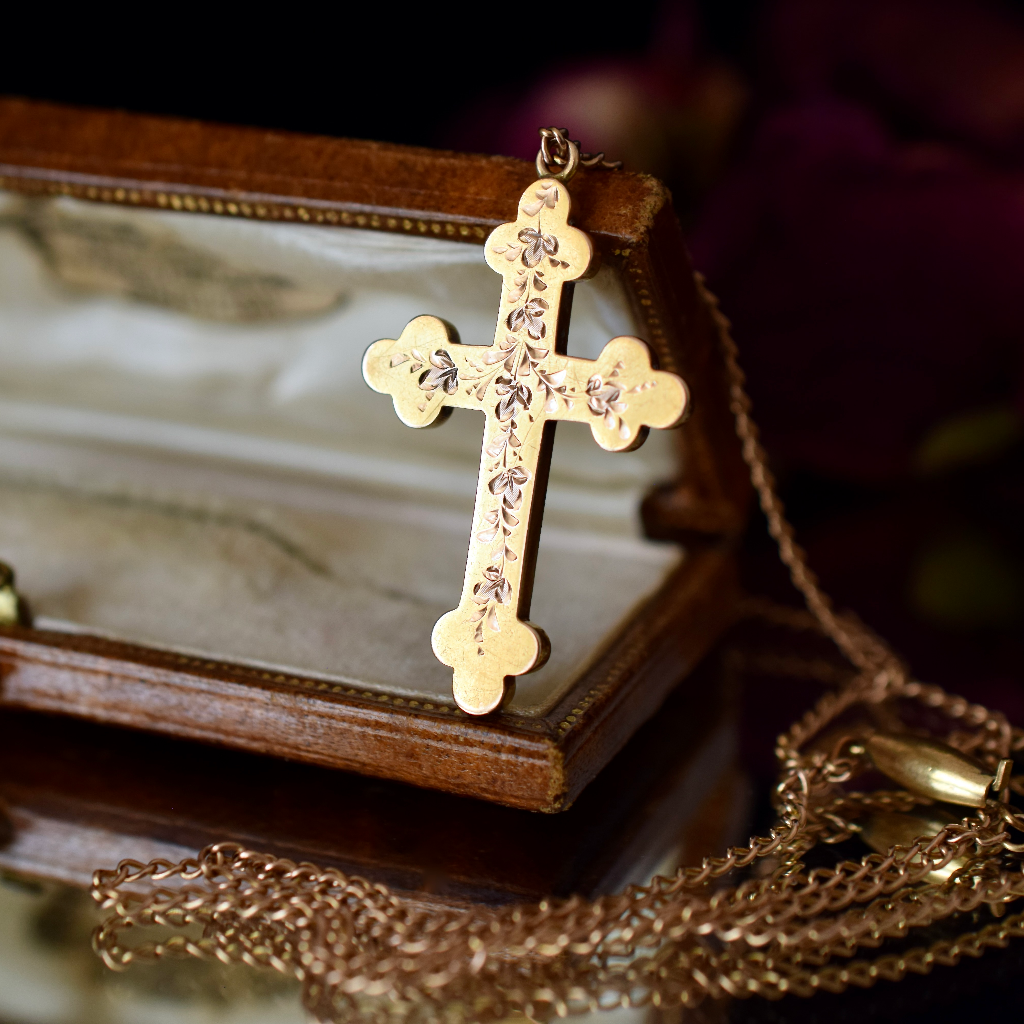 Antique early Australian 15ct Yellow Gold Floral Patterned Crucifix Circa 1900