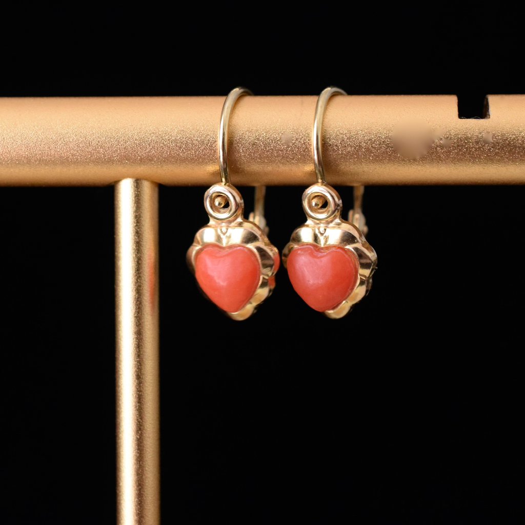 Vintage Tiny 8ct Yellow Gold (German) Coral Heart Earrings