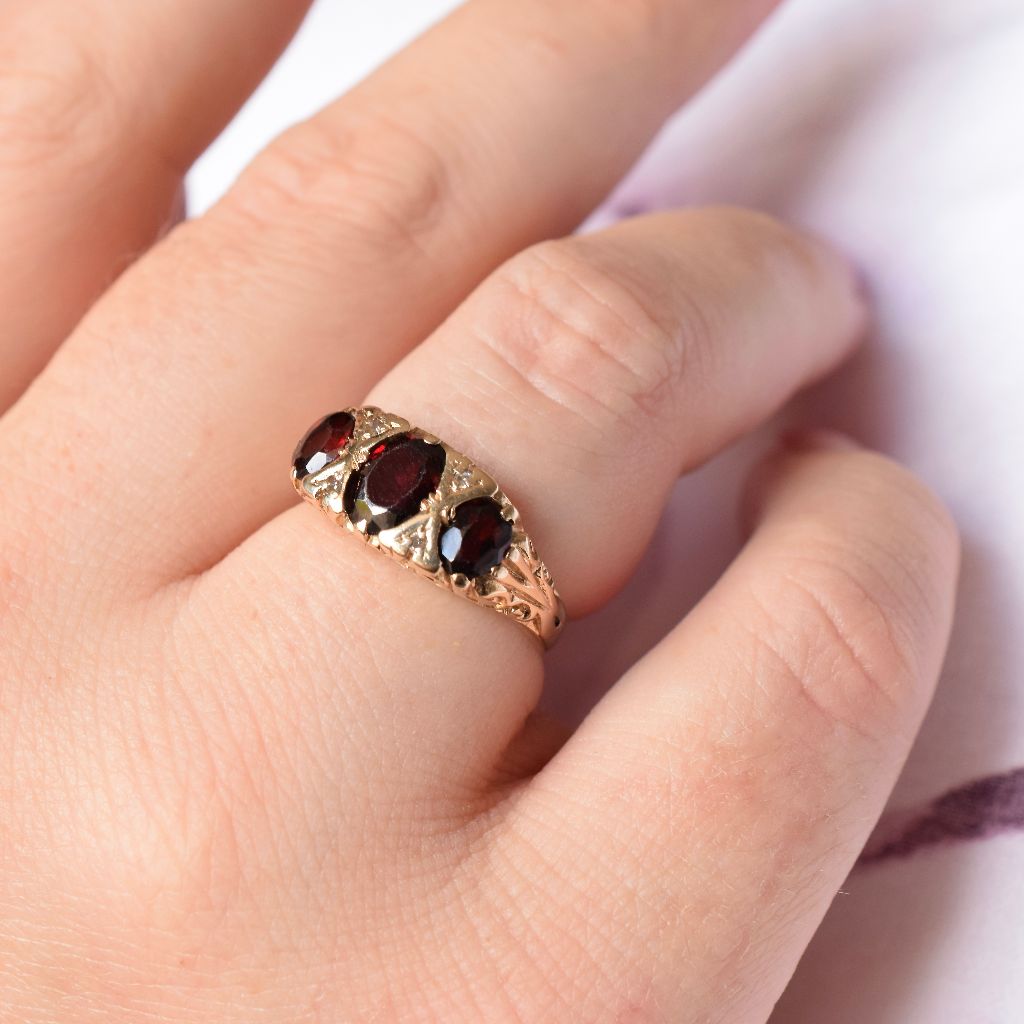 Vintage 9ct Yellow gold Garnet And Diamond Ring London 1973