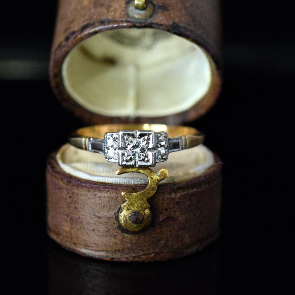 Vintage 18ct Yellow Gold Diamond Solitaire Ring Circa 1940’s