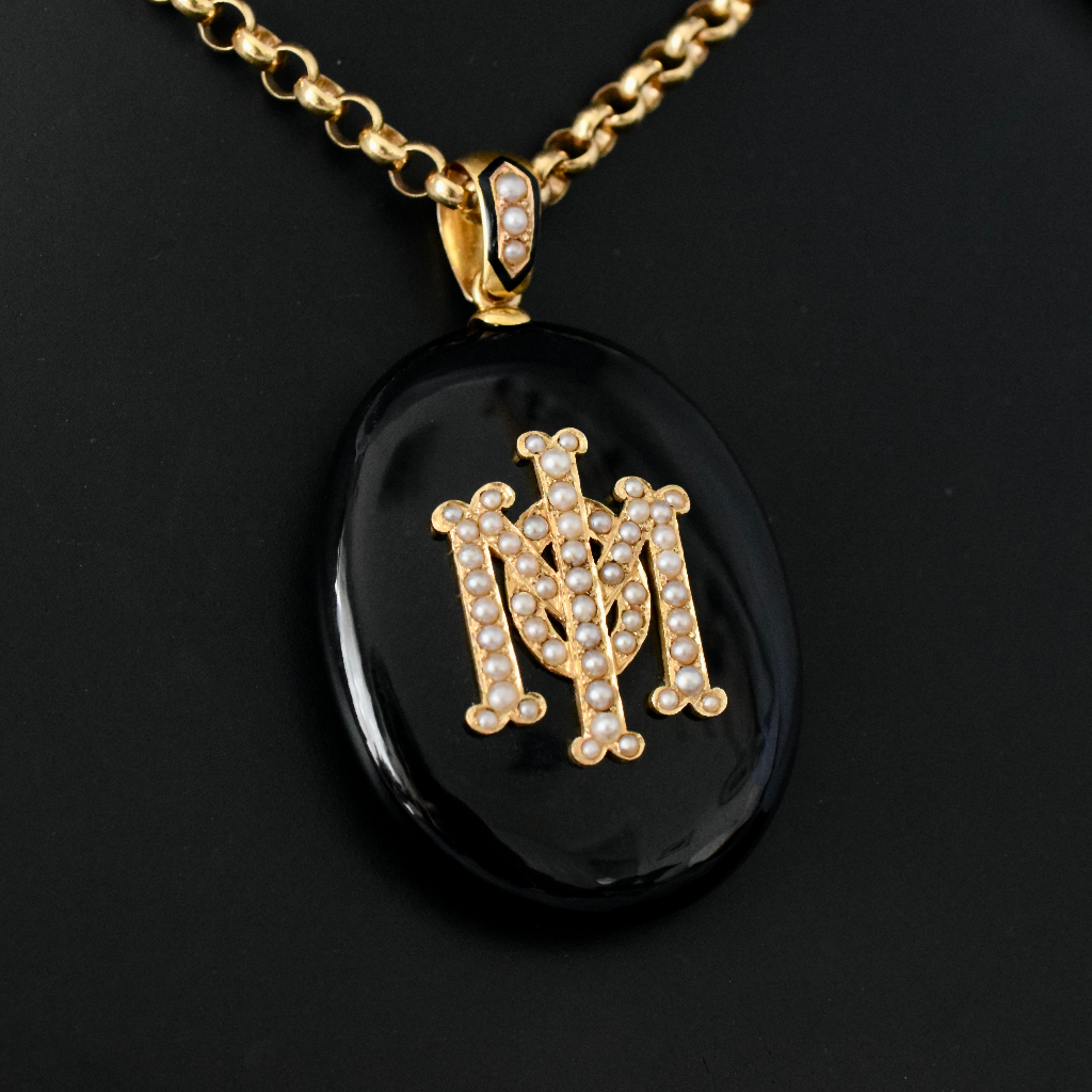 Antique Victorian 18ct Yellow Gold Onyx And Seed Pearl Locket Circa 1890