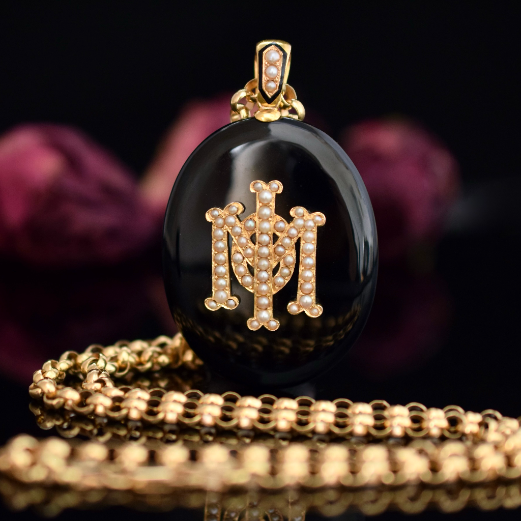 Antique Victorian 18ct Yellow Gold Onyx And Seed Pearl Locket Circa 1890