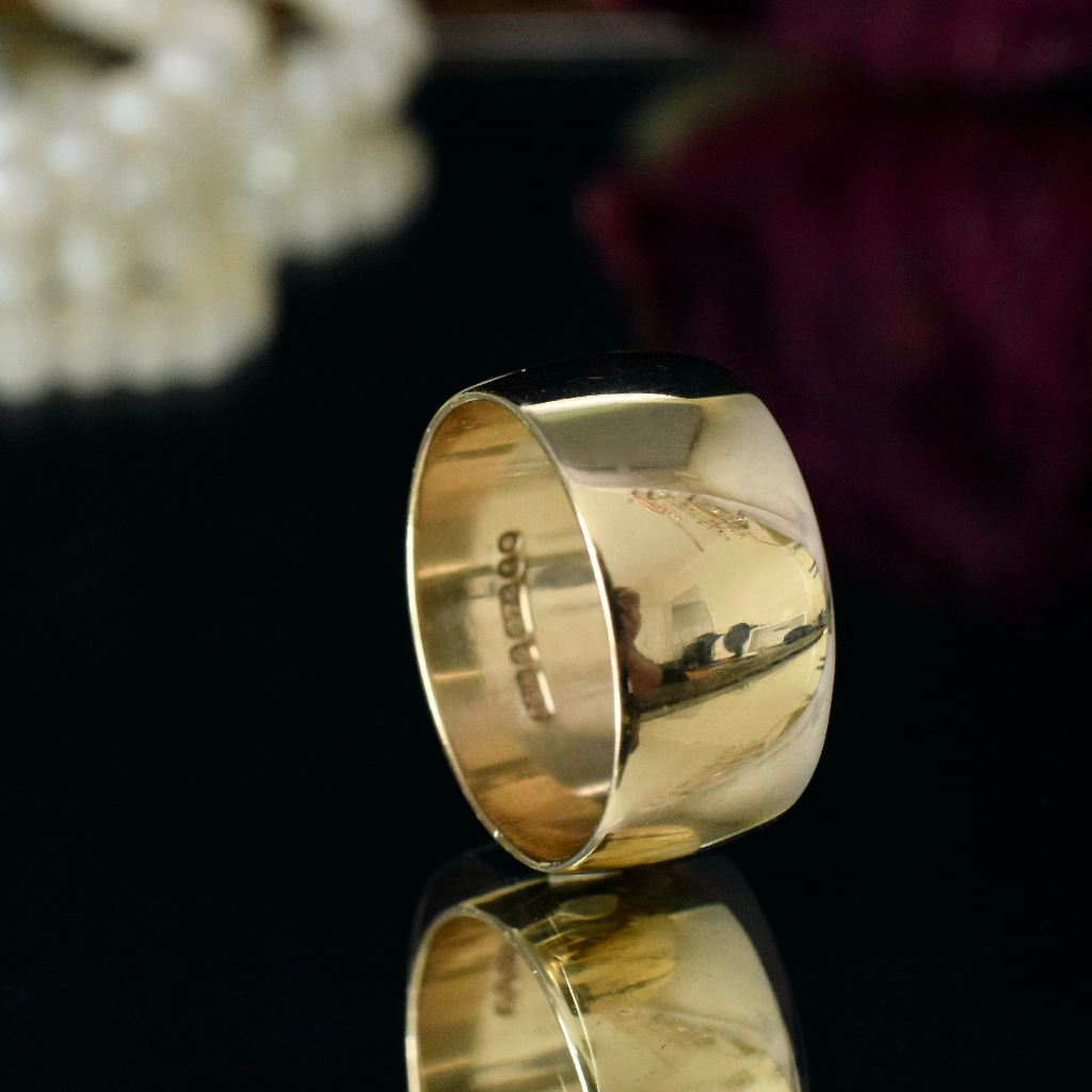 Vintage 9ct Yellow Gold Wide Cigar Band - London 1974