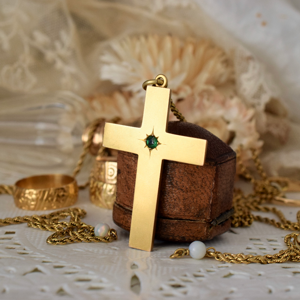 Antique Australian 9ct Gold Green Garnet Doublet Cross Circa 1910