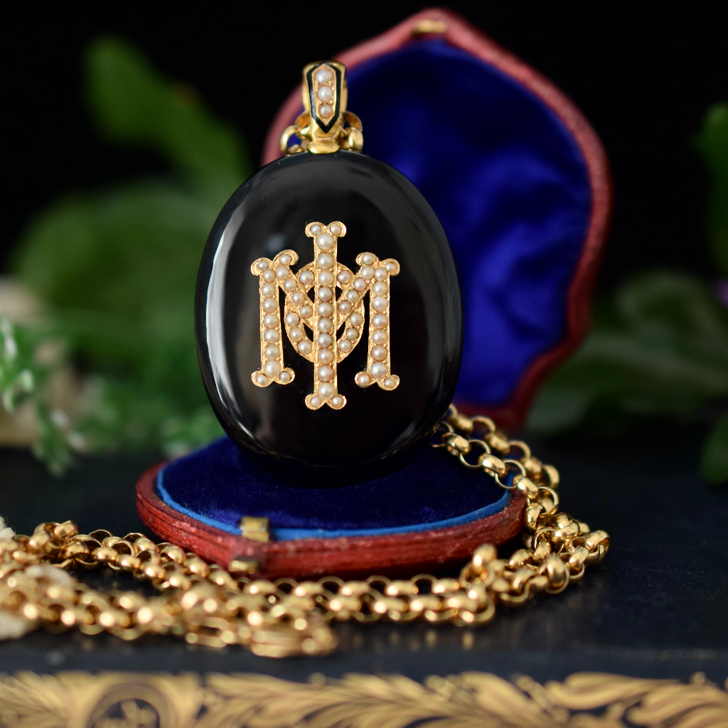 Antique Victorian 18ct Yellow Gold Onyx And Seed Pearl Locket Circa 1890