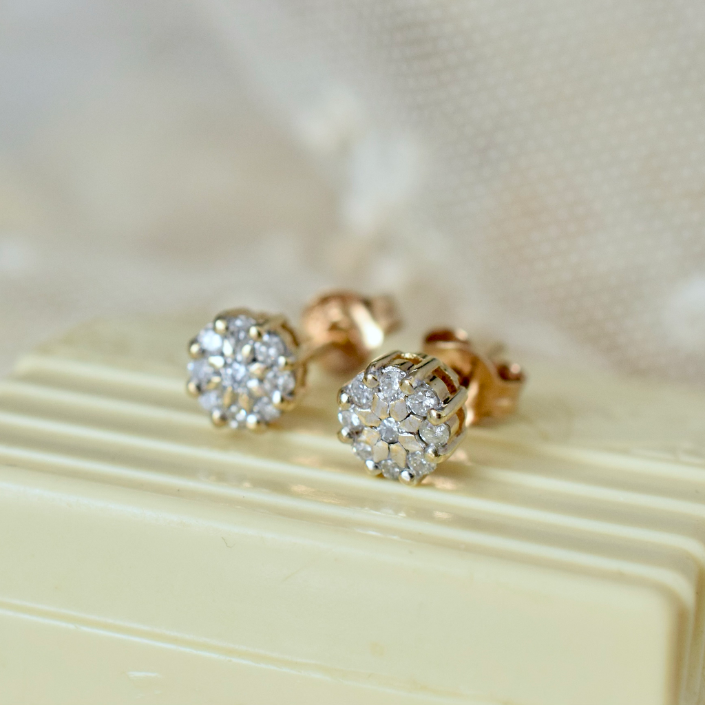 Modern 9ct Yellow Gold Dainty Diamond Cluster Stud Earrings