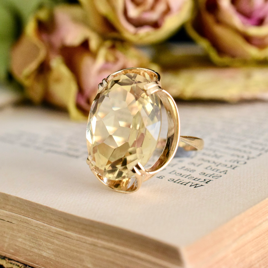 Vintage 9ct Yellow Gold Oval Citrine Ring - Birmingham 1976